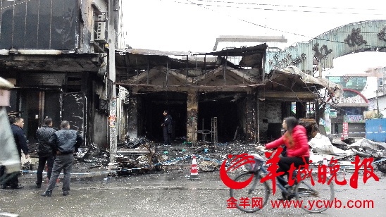 广东男子报复纵火后跳楼 两女店员窒息身亡(图)