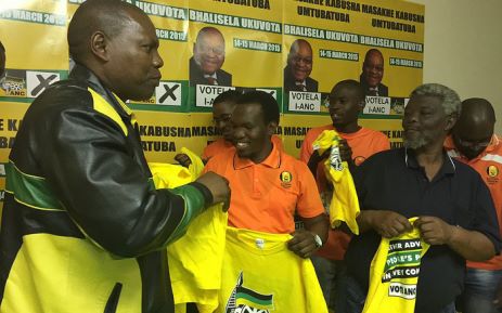 NFP in KZN members receive ANC T-shirts after announcing that they’ll vote for the ruling party on 3 August. Picture: @MYANC via Twitter. 