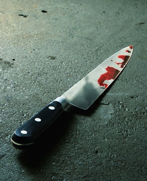 Bloody knife. (iStock)