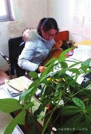 专访人物：王清青，女，1989年生，河南鲁山县法院民二庭法官。