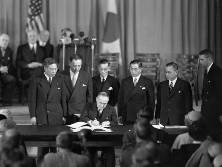 ▲资料图片：1951年9月8日，美国与日本签订《美日安全条约》。