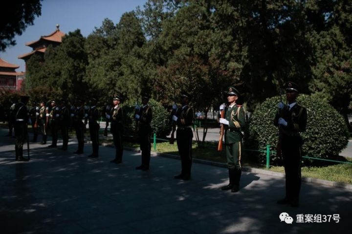 ▲9月29日，训练中的天安门国旗护卫队队员。    新京报记者 朱骏 摄