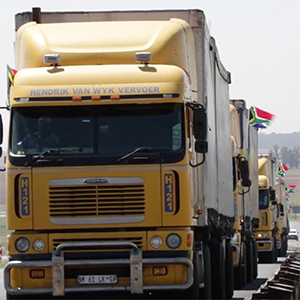 “WATCH: Mpumalanga farmer sends 1500 bales of animal feed to drought-stricken Western Cape”的图片搜索结果