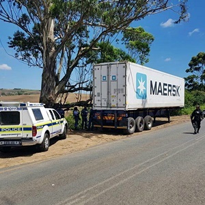 The trailer carrying a container with chicken product was found abandoned in Verulam, Durban on Tuesday. (Supplied by RUSA)