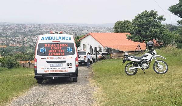 Robbers stormed a house north of Verulam on Tuesday morning and threatened to burn a young child, in an attempt to gain access to the family’s safe.