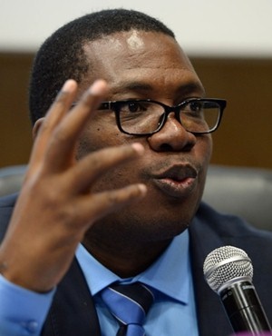 Gauteng Education MEC Panyaza Lesufi. (Netwerk24)